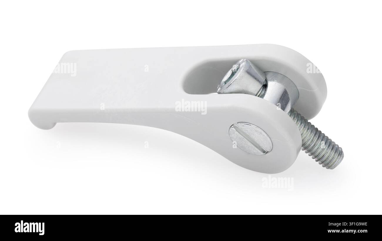 Fissura a camma eccentrica per mobili con leva bianca e connettore hardware a bullone metallico isolato su sfondo bianco Foto Stock