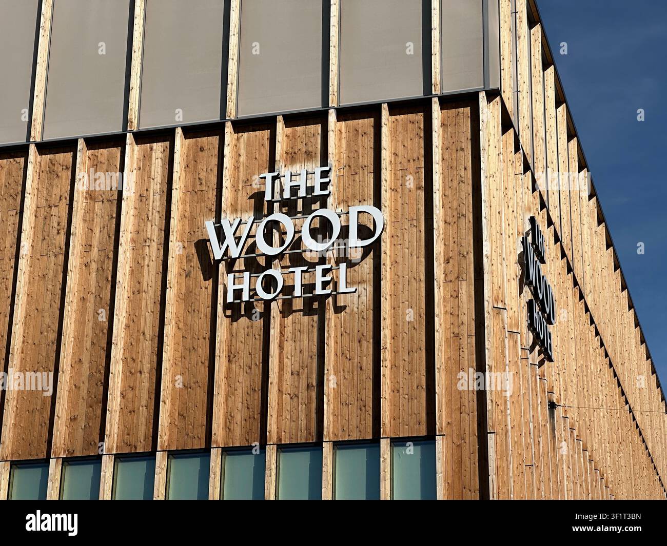 Skellefteå, Svezia – 4 set 2024. L’Hotel Wood di Elite, Skellefteå, Svezia. - Immagine stock catturata con smartphone