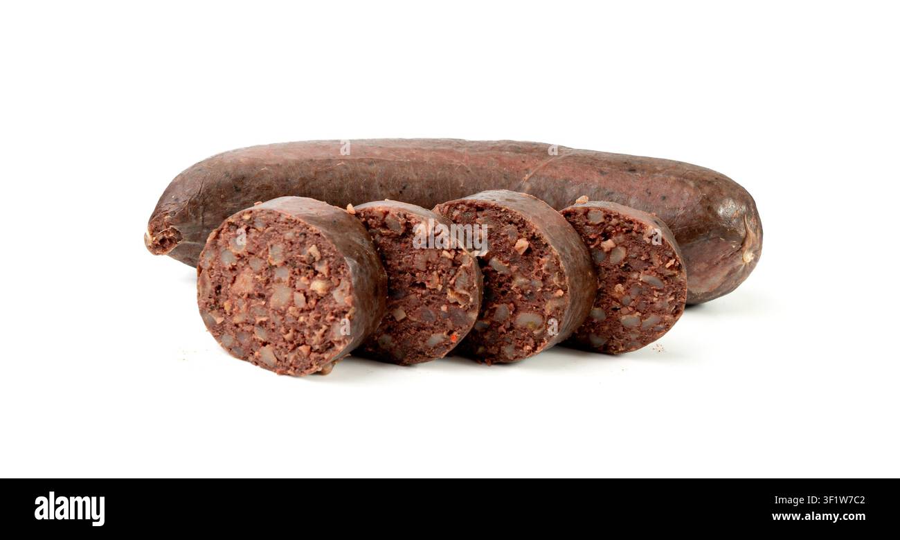 Salsiccia nera isolata, fette di kaszanka (salsiccia di sangue), terrine di morcilla de Burgos, salsicce brawn fatte di sangue di maiale, frattaglie di maiale, fegato e grano saraceno Foto Stock
