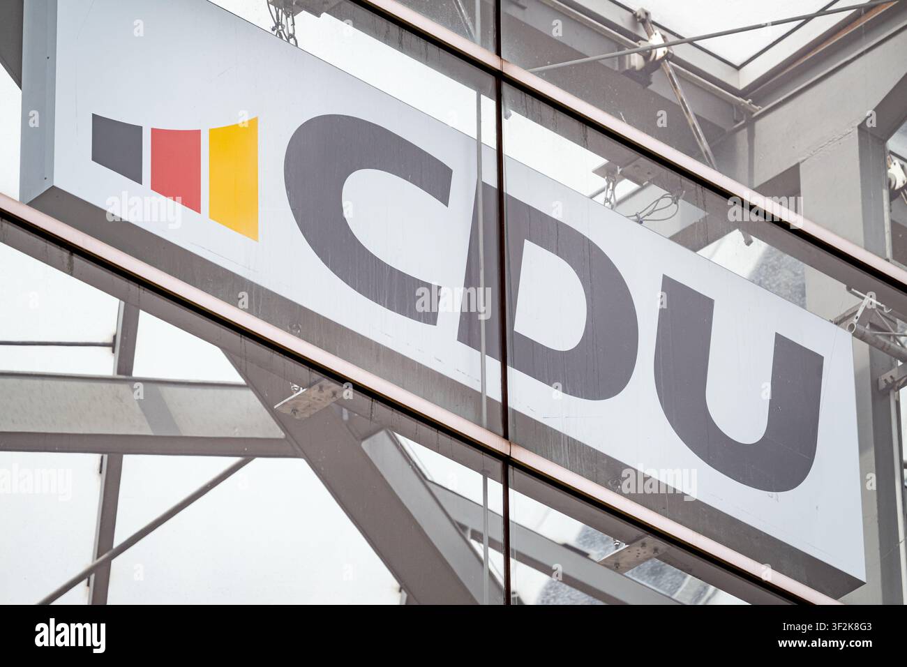 Berlino, Germania. 19 luglio 2026. La sede federale della CDU nella Casa Konrad Adenauer a Berlino-Tiergarten. Credit: Fabian Sommer/dpa/Alamy Live News Foto Stock