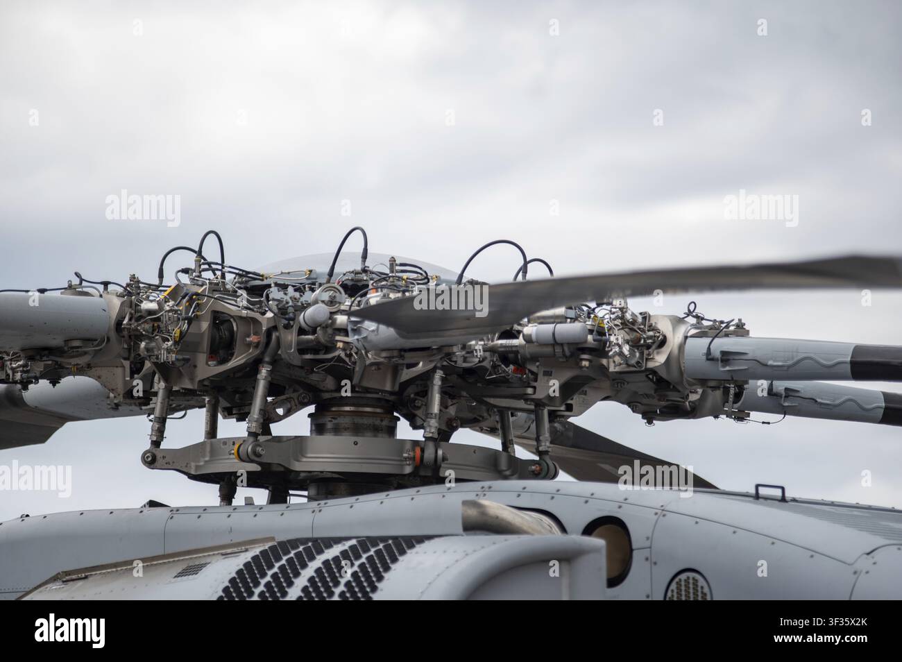 Cherry Point, Carolina del Nord - 9 maggio 2026: Rotore CH-53E Super Stallion e dettagli meccanici esposti Foto Stock
