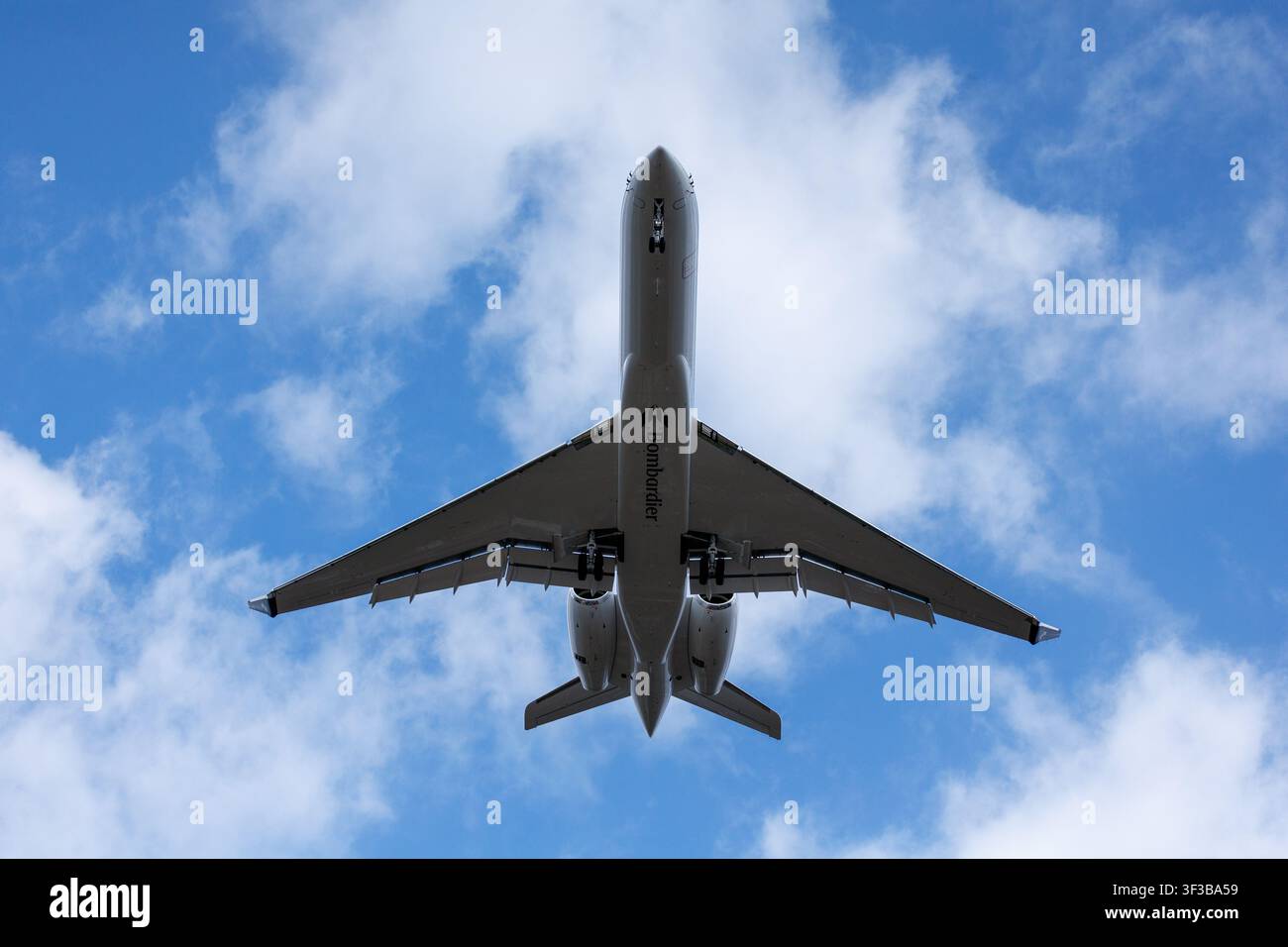 Jet privato Bombardier in volo Foto Stock