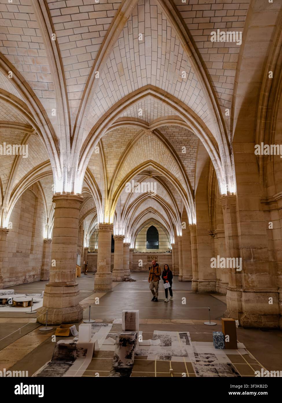 Interno della Conciergerie, un antico palazzo reale medievale e prigione della Rivoluzione Francese, situato sulle rive della Senna sull'Île de la Cité, Parigi Foto Stock