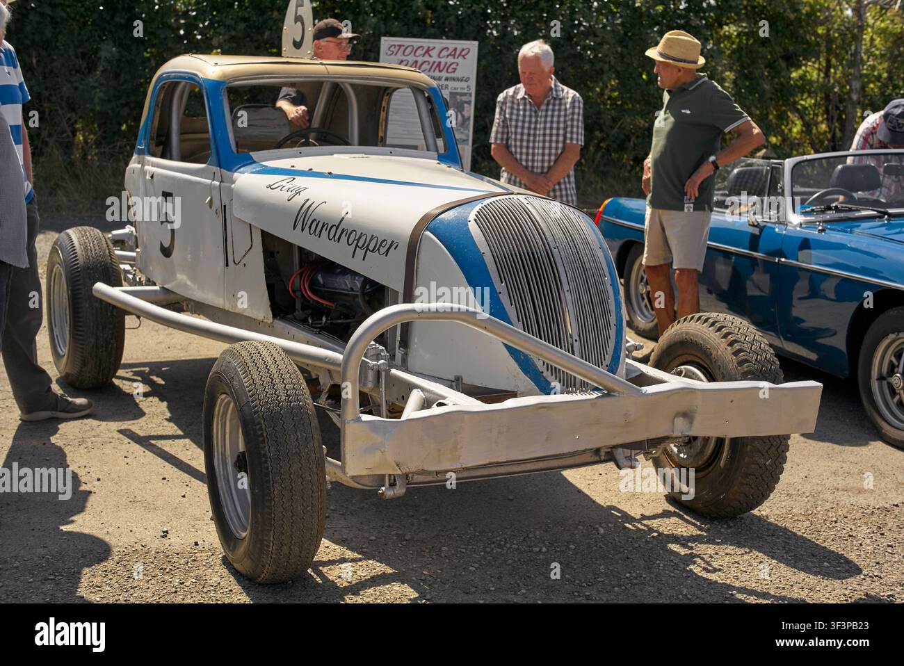 Automobile da stock car. L'auto vincitrice della Finale Mondiale del 1963 guidata da Doug Wardropper, in mostra a un raduno di auto classiche, Inghilterra, Regno Unito Foto Stock