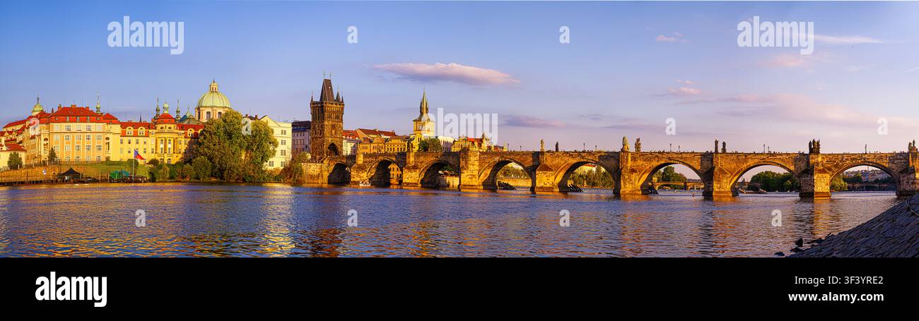 Charles Bridge, Praga, Repubblica ceca Foto Stock