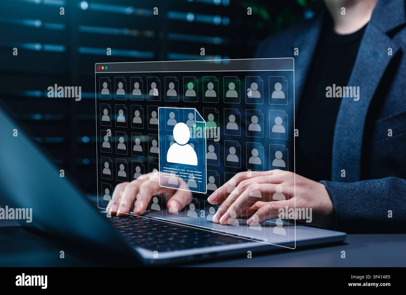 Concetto di gestione del database del profilo del cliente. record digitali degli utenti, file cliente evidenziato, archivio di dati di contatto, ricerca di identità, organizzazione CRM Foto Stock
