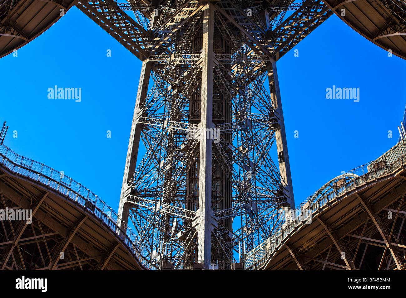 Francia Parigi, la Torre Eiffel, dettaglio Foto Stock