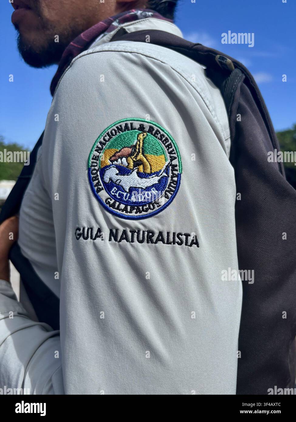 Primo piano di una guida naturalistica del Parco Nazionale delle Galápagos, Ecuador. Nessun MR o PR Foto Stock