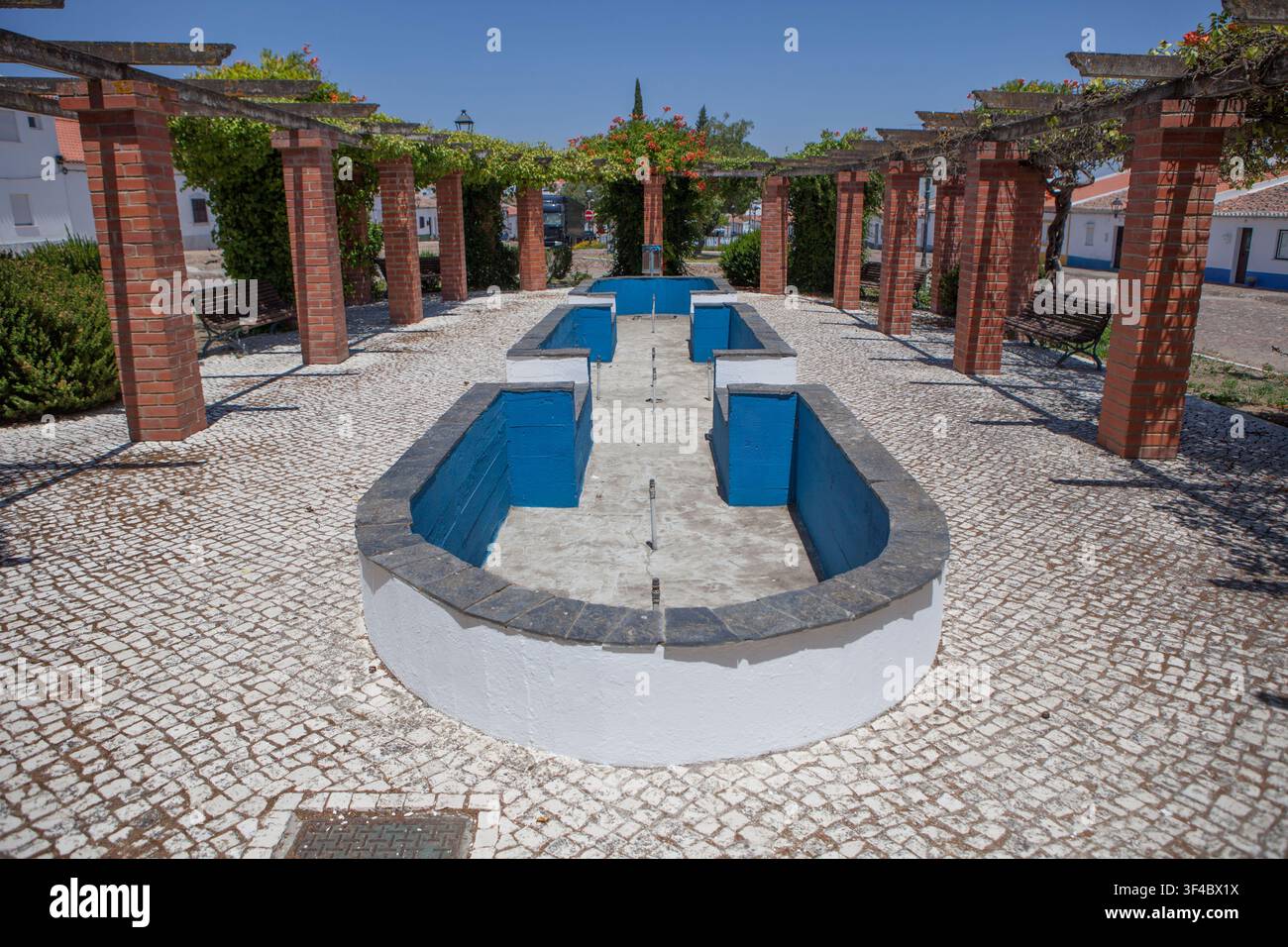 Ensemble urbano di Entradas Village, Basso Alentejo, Portogallo. Grazioso piccolo villaggio vicino a Castro Verde Foto Stock