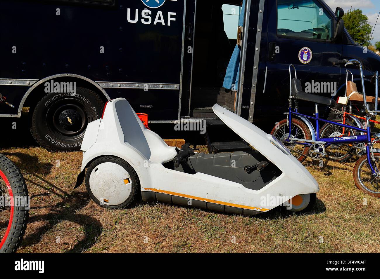 Il Sinclair C5 è un piccolo triciclo elettrico per una persona lanciato nel Regno Unito il 10 gennaio 1985. Inventato dall'imprenditore britannico Sir Clive Sinclair Foto Stock