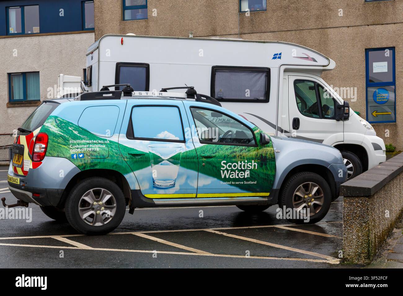 Scottish Water Trusted to serve Scotland veicolo a Lerwick, Isole Shetland, Isole Shetland, Scozia UK a luglio Foto Stock