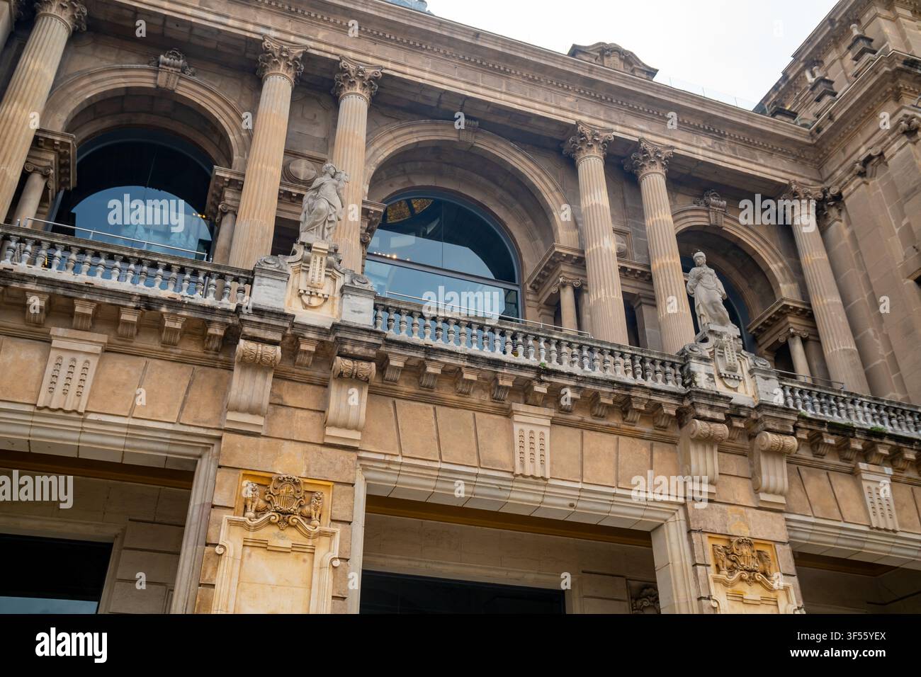 Museo nazionale d'arte della Catalogna a Barcellona, Spagna. Palazzo nazionale delle arti a Barcellona. Viaggi Foto Stock