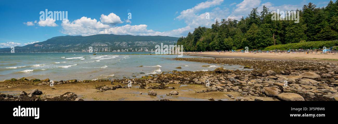 Panorama della Terza Spiaggia di English Bay a Vancouver Foto Stock