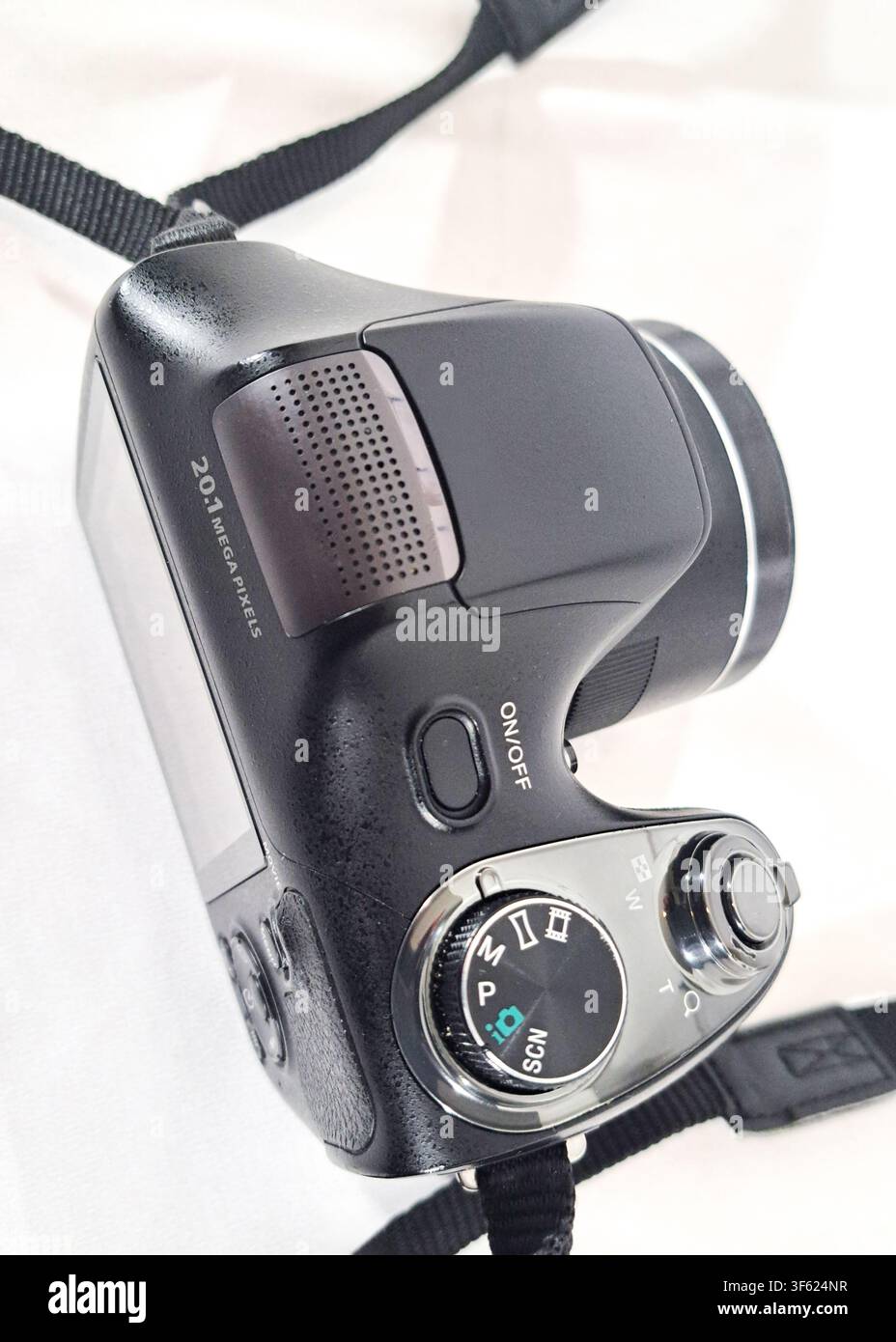 Una fotocamera bridge digitale retrò Foto Stock