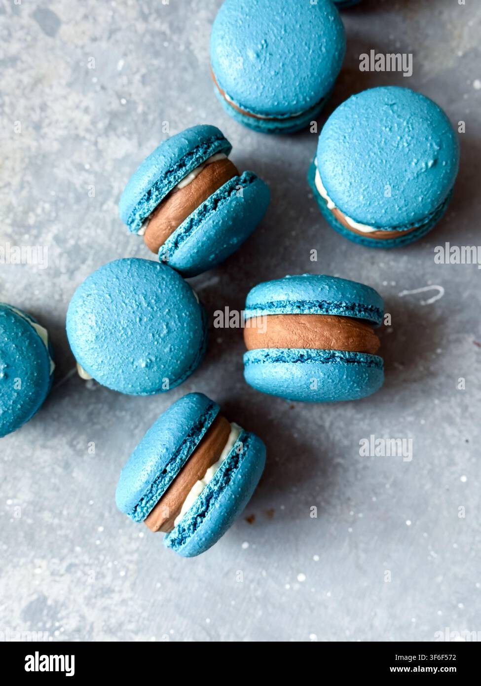 Biscotti sbriciolati tradizionali Kurabye ripieni di marmellata di frutta Foto Stock