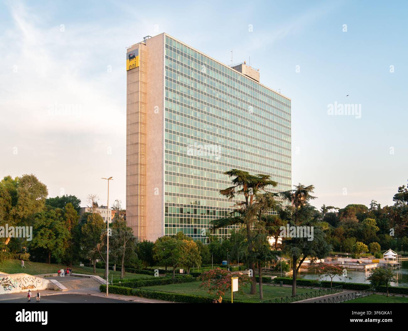 Palazzo Eni, palazzo moderno a Roma EUR, Italia Foto Stock
