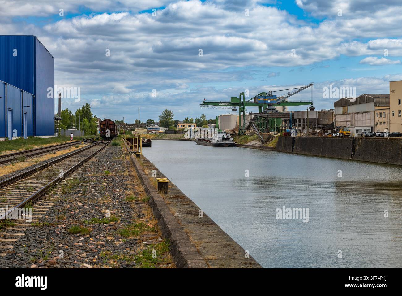 Industria e commercio nel porto orientale, Francoforte, Germania Foto Stock