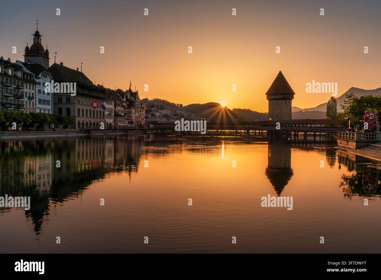 Lucerna, Svizzera, Ponte della Cappella, Lago di Lucerna, Rigi, Pilato Foto Stock