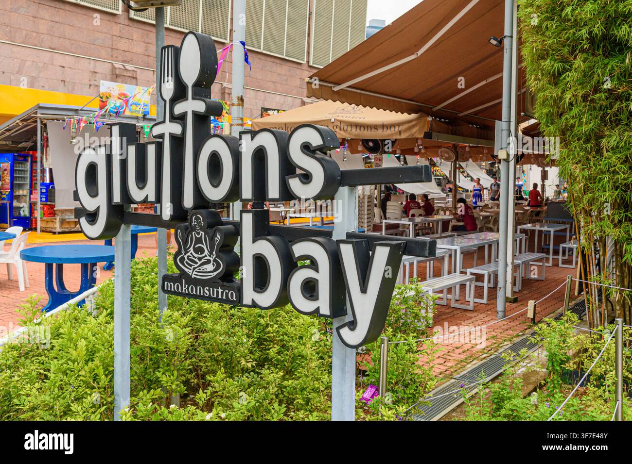 I golosi Makansutra Bay hawker Centre, Singapore Foto Stock