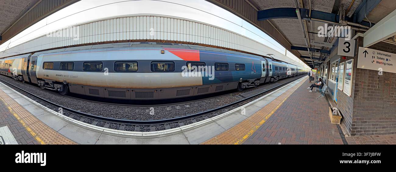 Panorama Avanti a Warrington Bank Quay. Foto Stock