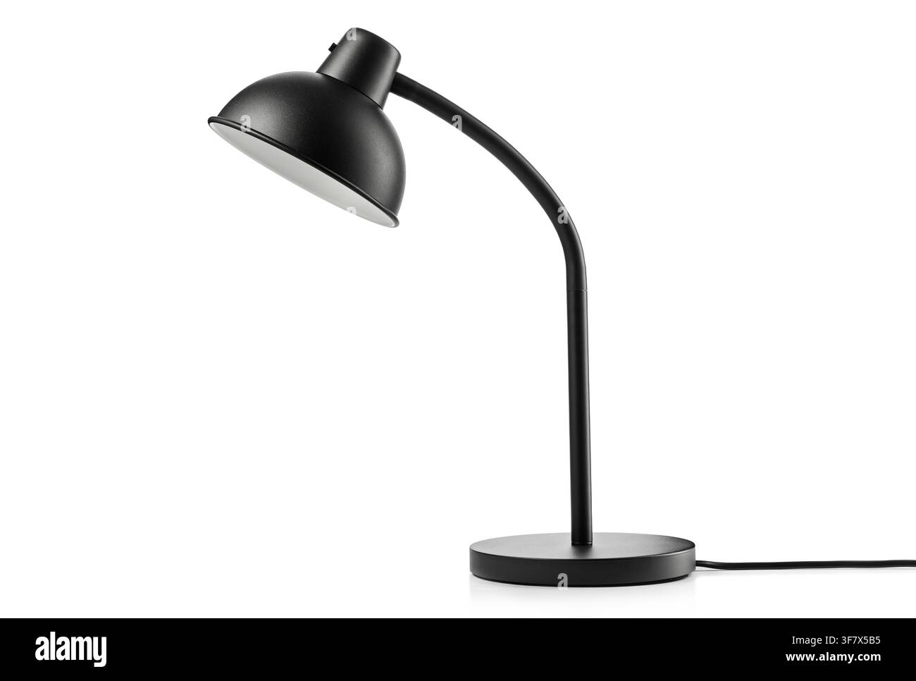 Lampada da scrivania nera moderna isolata su sfondo bianco, vista laterale Foto Stock