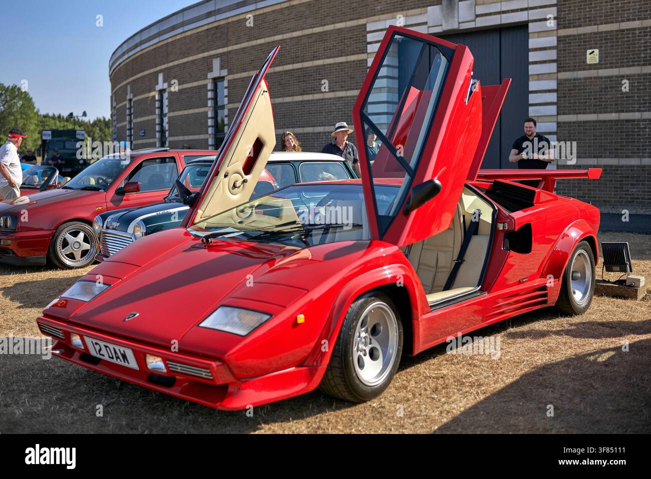 LAMBORGHINI COUNTACH lp500 Rosso 1988 Superauto italiana, British Motor Museum, Gaydon, Warwickshire, Inghilterra, Regno Unito Foto Stock