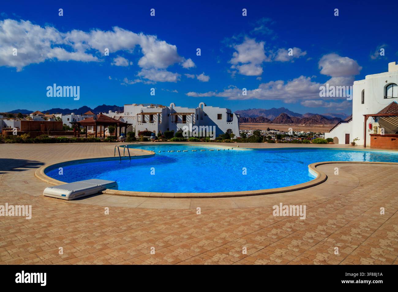 Piscina dell'hotel a Sharm el Sheikh, Egitto Foto Stock