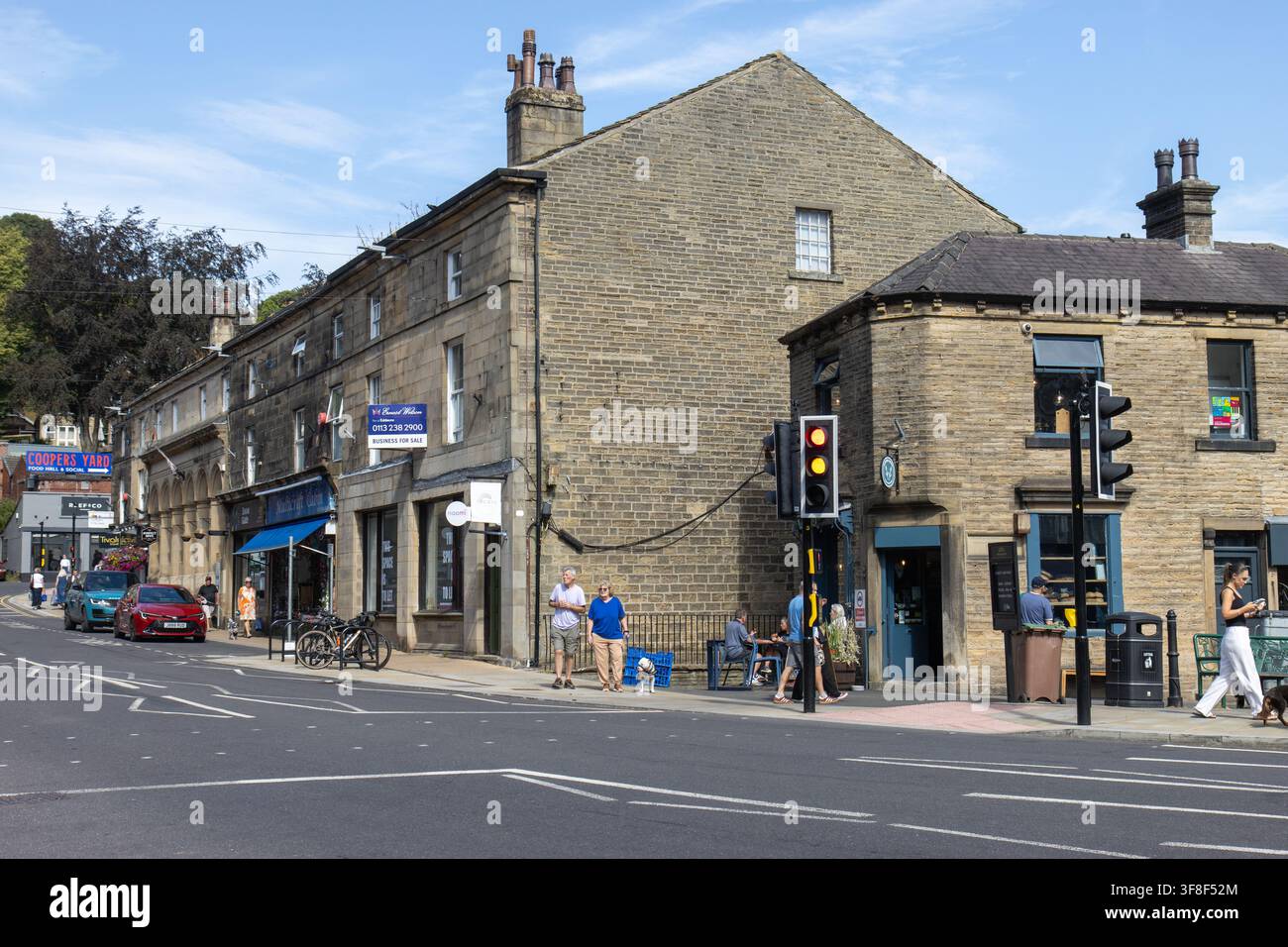 Holmfirth e villaggio delle Pennine estate 2026 Foto Stock