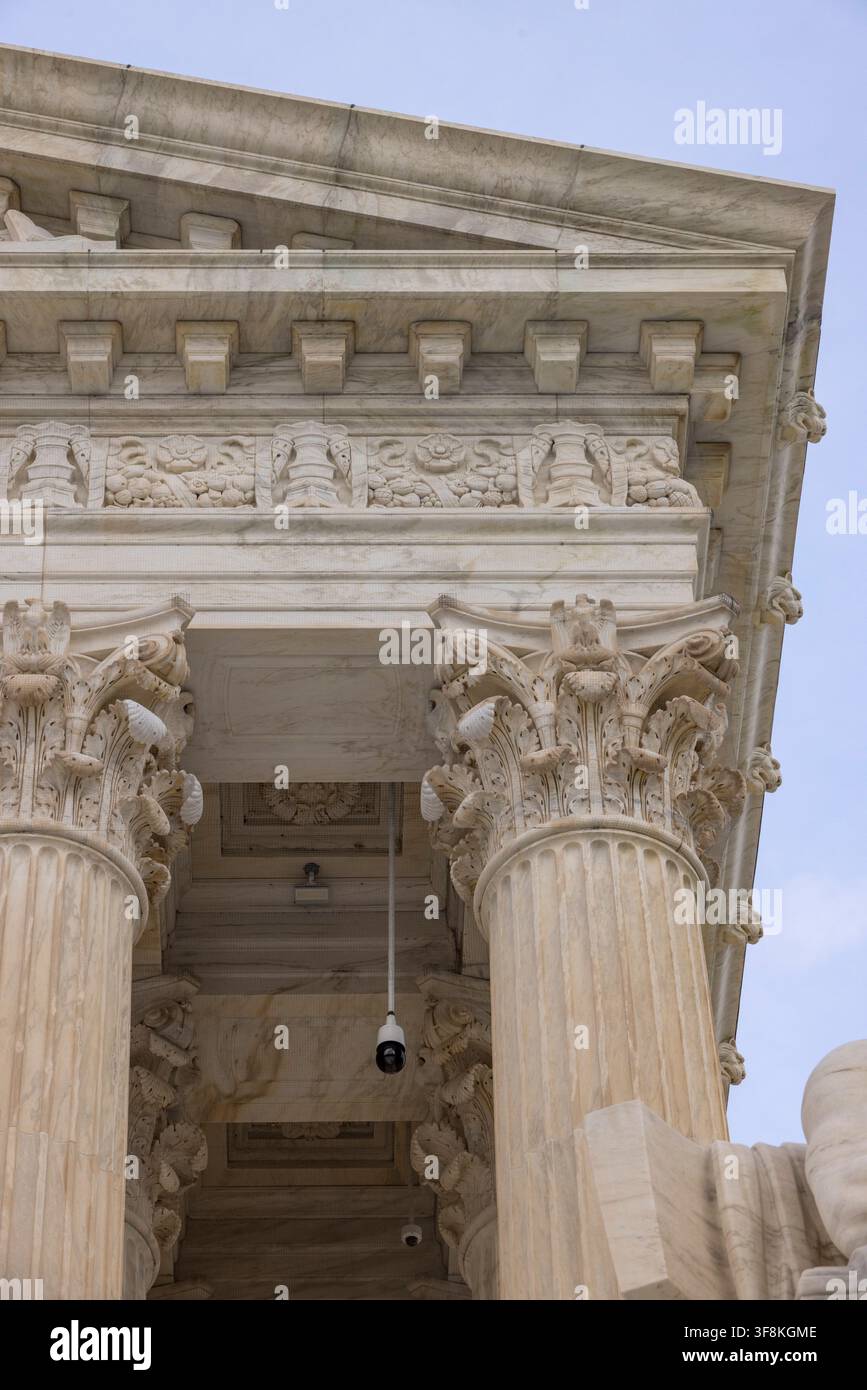 Telecamera di sicurezza all'edificio della Corte Suprema, Washington DC, USA Foto Stock
