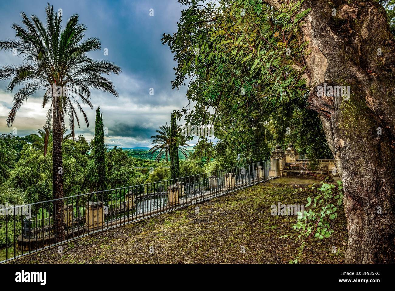 Italia Sardegna Sassari Monserrato Park Tower e serbatoio Foto Stock