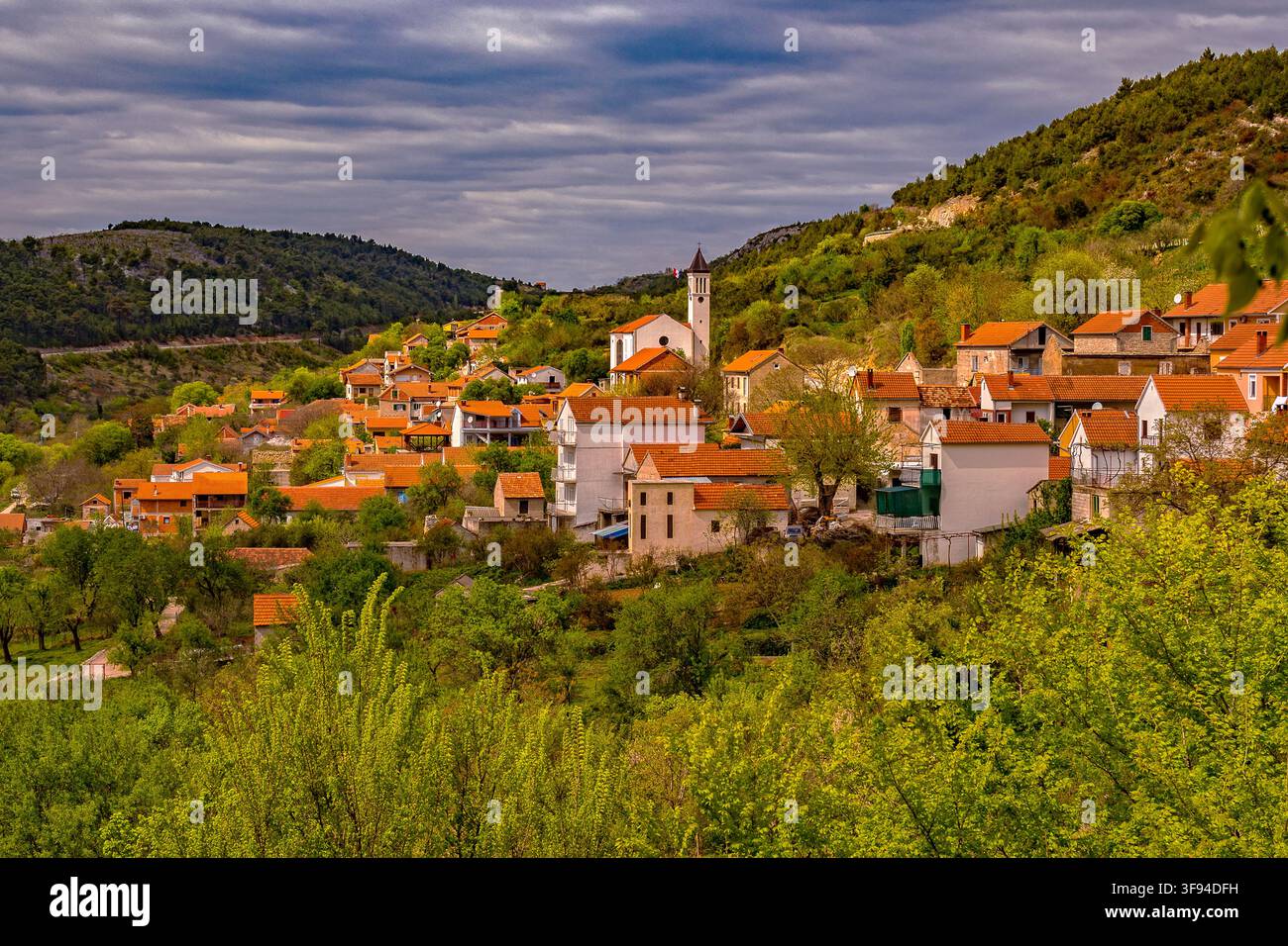 Dalmazia Croazia Parco nazionale di Krka - Rupe Village Foto Stock