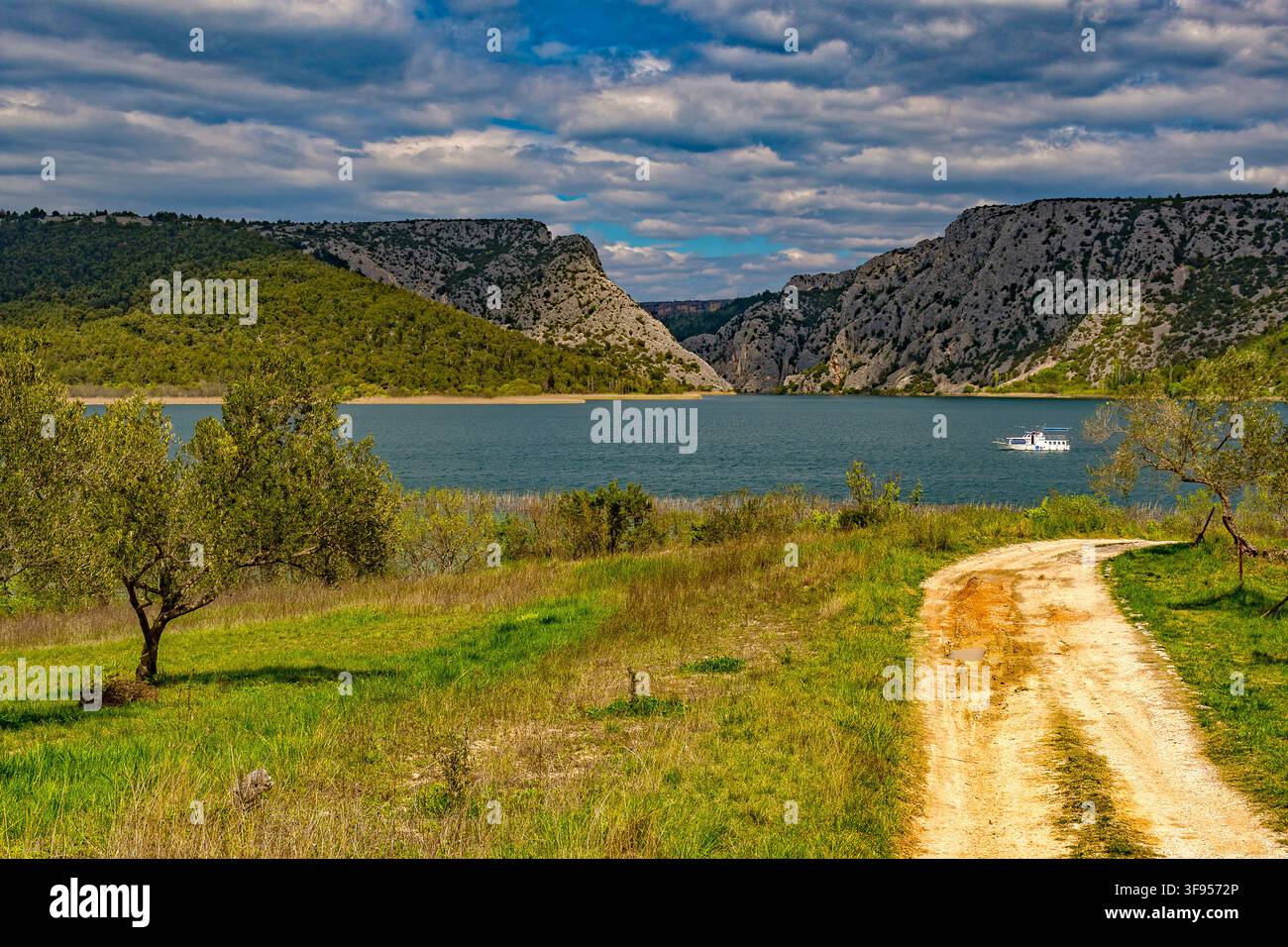 Dalmazia Croazia Parco nazionale di Krka - lago di Visovac Foto Stock