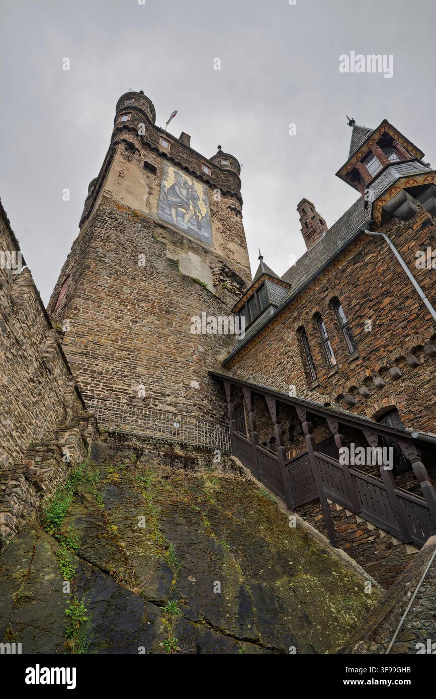 Vista del Reichsburg (dettaglio), Cochem, Mosella, Renania-Palatinato, Germania Foto Stock