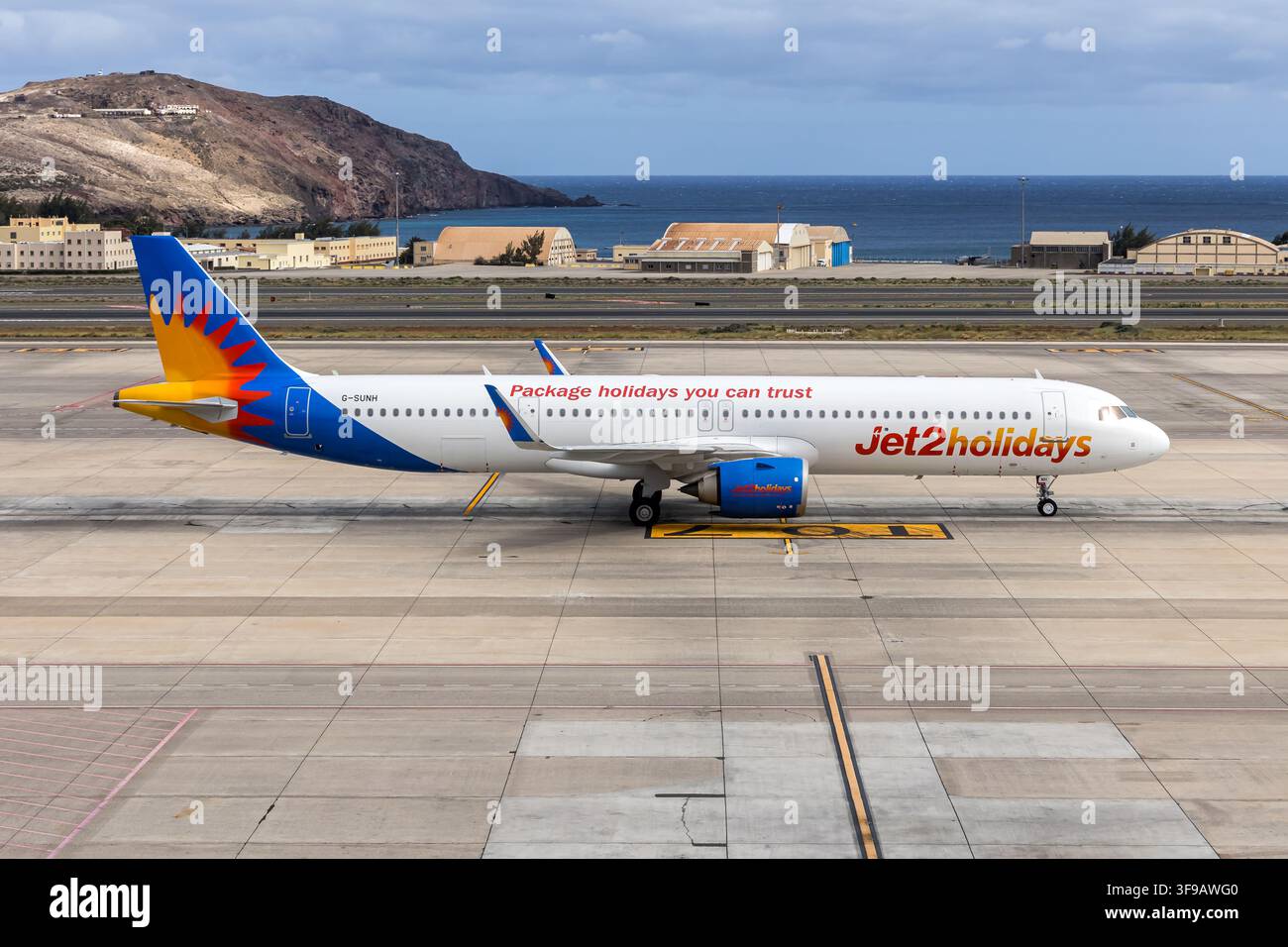 Gran Canaria, Spagna - 8 marzo 2026: aereo Jet2 Airbus A321neo all'aeroporto di Gran Canaria in Spagna. Foto Stock