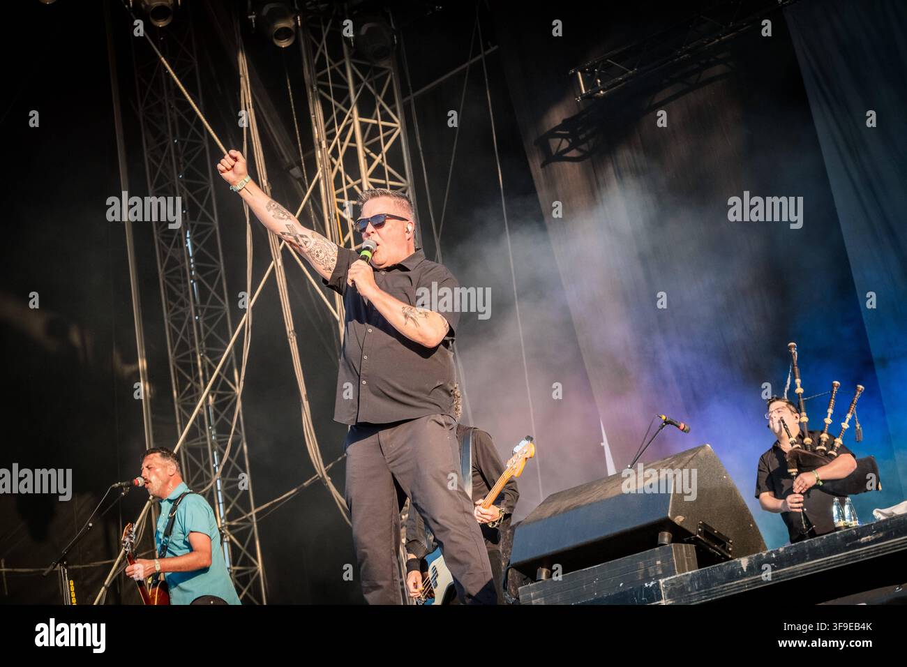 La band folk-punk americana Dropkick Murphys al secondo giorno dell'Highfield 2026 a sud di Lipsia. Membri: Ken Casey, Matt Kelly, James Lynch, Tim Brennan, Jeff DaRosa, Kevin Rheault, Campbell Webster. Highfield 2026, Giorno 2: Dropkick Murphys Foto Stock