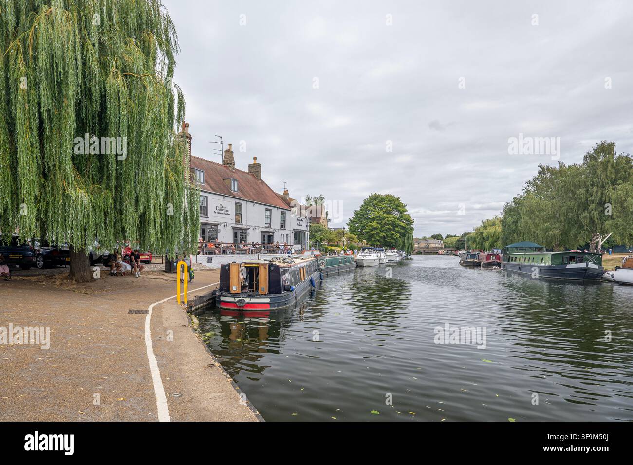 Passeggiata fluviale a Ely, Inghilterra Foto Stock