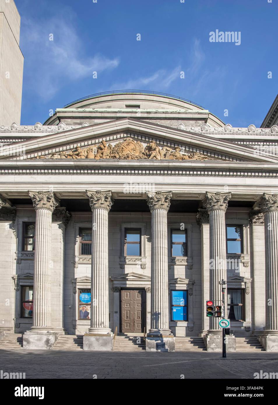 la facciata della Bank of Montreal a Montreal Quebec Canada Foto Stock