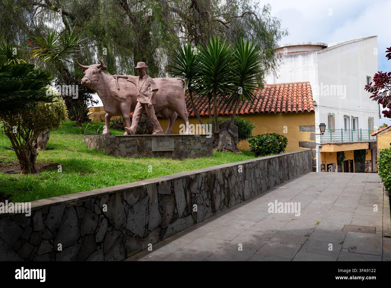 Foto del monumento della scultura del bestiame a Firgas a gran Canaria Foto Stock