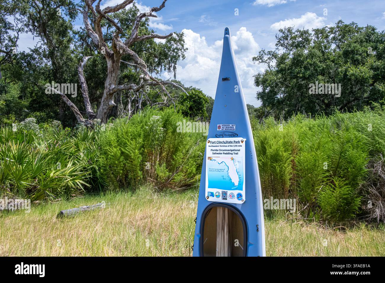 Termine nord del sentiero di canottaggio in acqua salata di circumnavigazione della Florida lungo 1.515 miglia nel Fort Clinch State Park a Fernandina Beach, Florida. Foto Stock