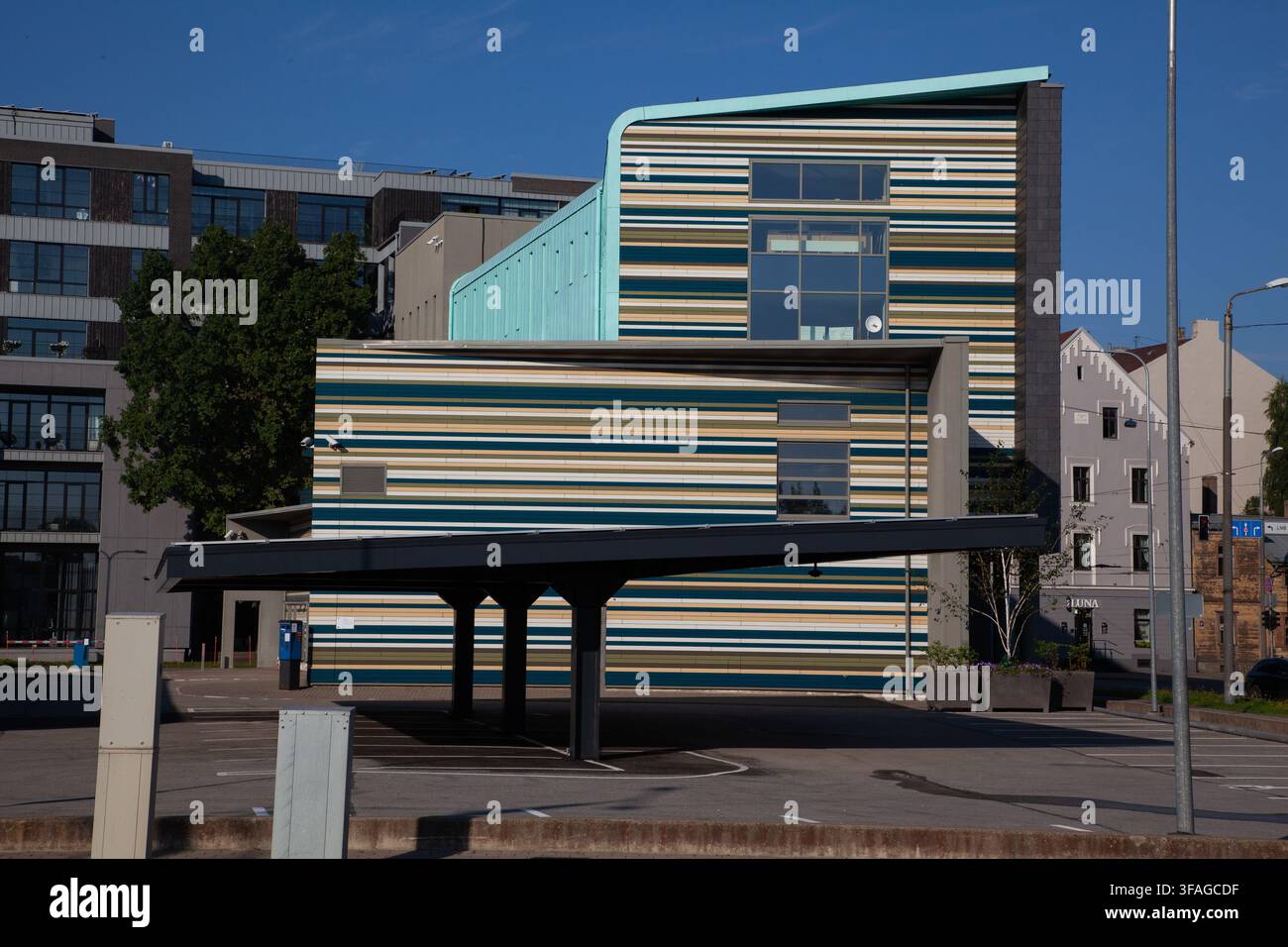 edificio tecnico e infrastrutturale della Biblioteca nazionale della Lettonia (Latvijas Nacionālā bibliotēka) Foto Stock
