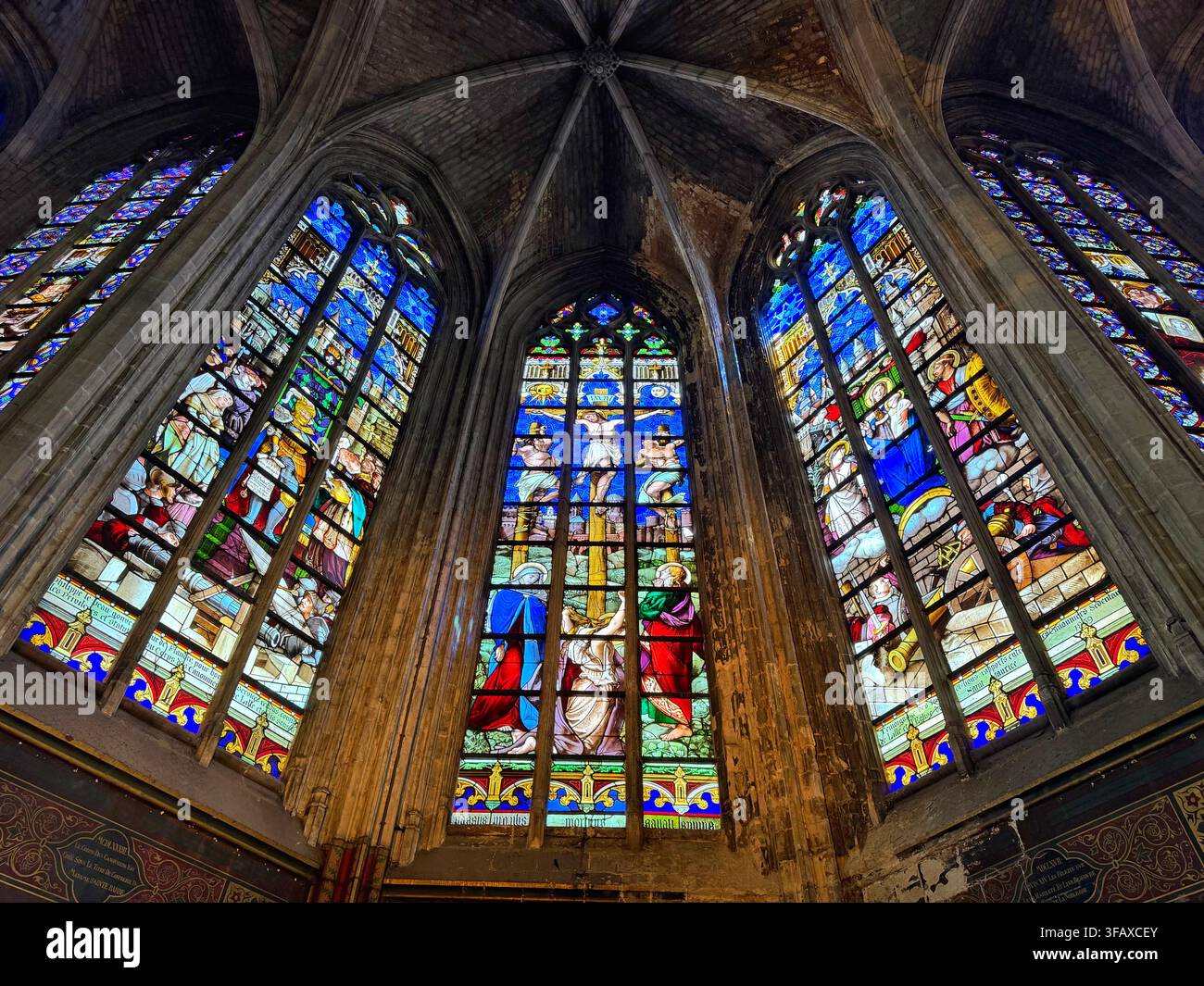 Chiesa Saint-Maurice su Rue Pierre-Mauroy, Lille, Francia. Foto Stock
