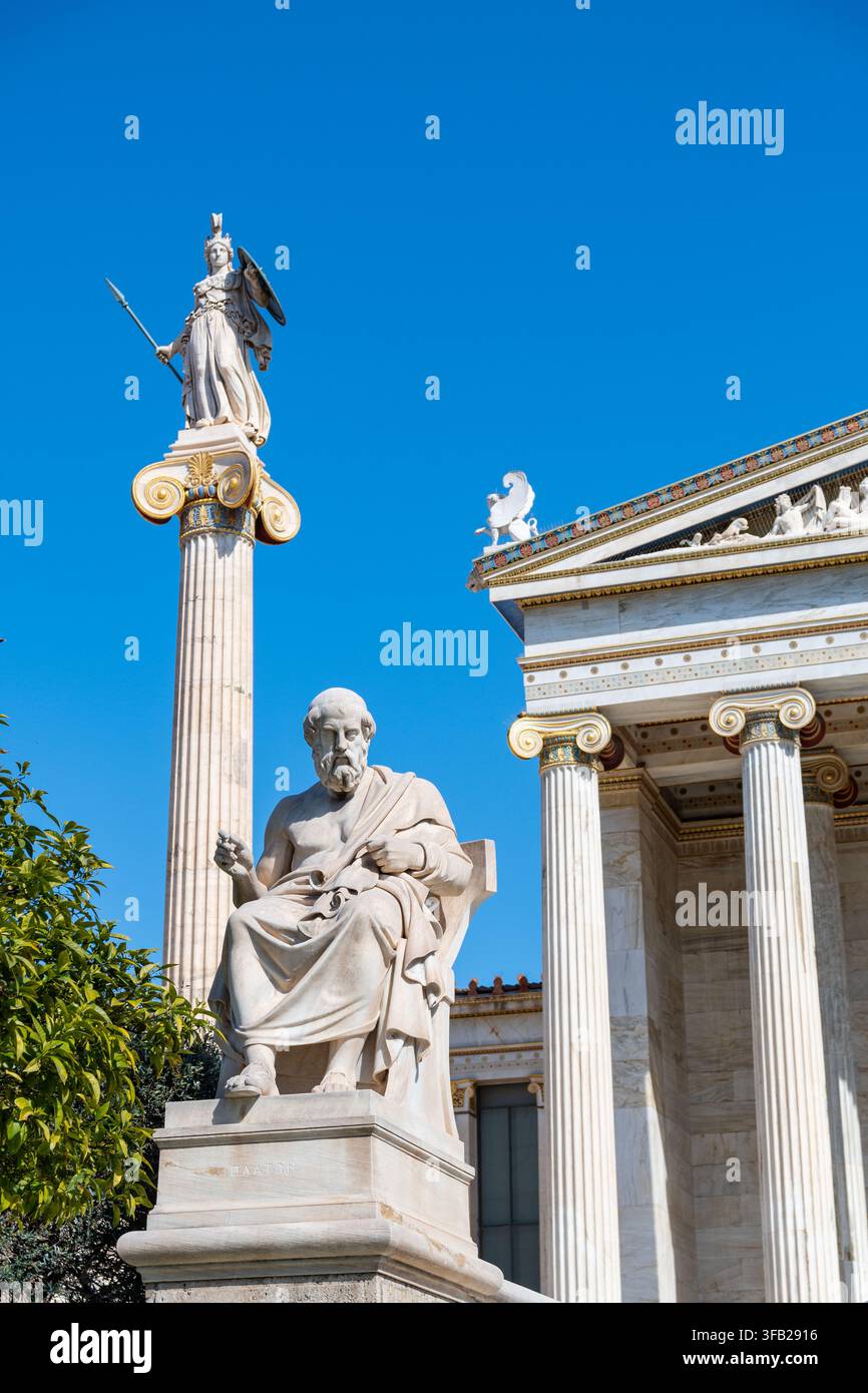 La facciata dell'Accademia di Atene, edificio neoclassico Foto Stock