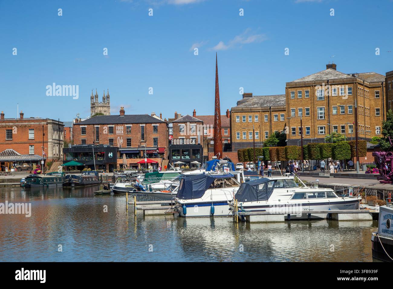 Gloucester Docks nella città di Gloucester. I docks si trovano all'incrocio settentrionale del fiume Severn con il canale Gloucester & Sharpness Foto Stock