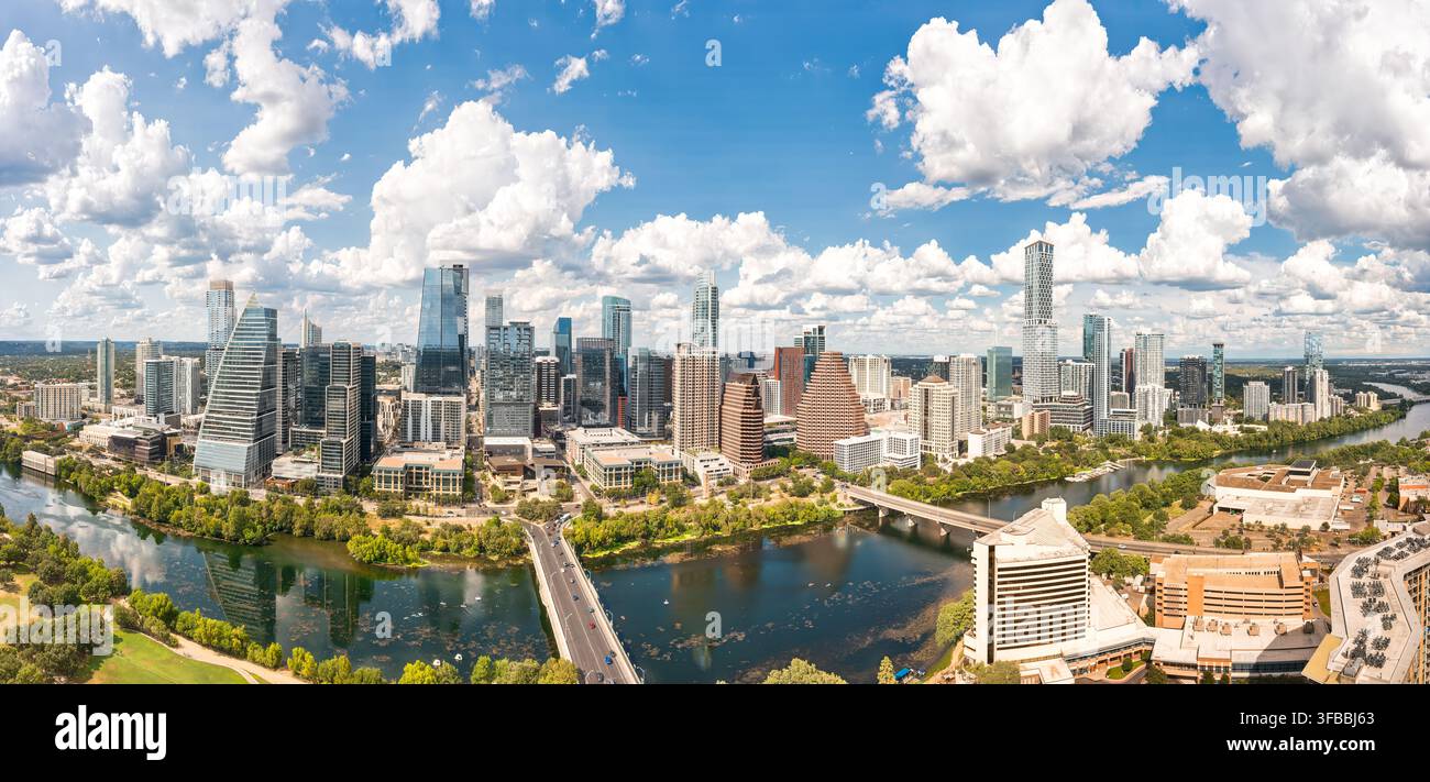 Panorama dello skyline di Austin, Texas e del fiume Colorado Foto Stock