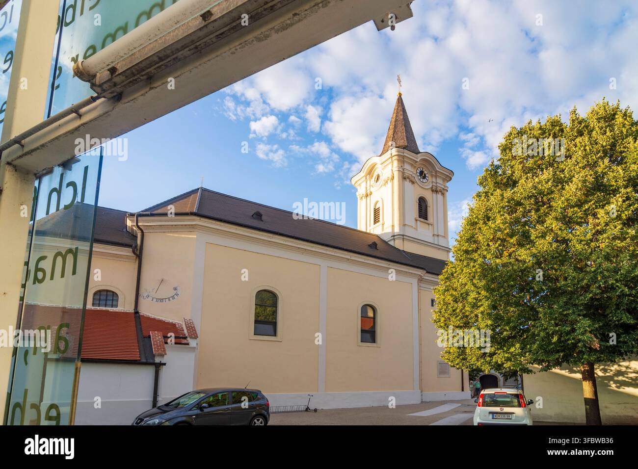 chiesa Podersdorf am See Podersdorf am See lago di Neusiedl lago di Neusiedl Burgenland Austria Foto Stock