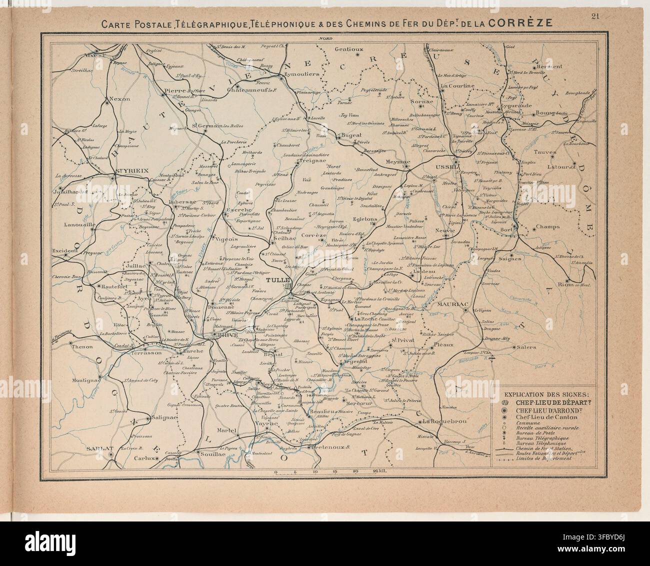 Una mappa del dipartimento della Corrèze in Francia del 1916, che mostra le rotte postali, telegrafiche e telefoniche e le linee ferroviarie, intitolata "CARTE POSTALE, TÉLÉGRAPHIQUE, TÉLÉPHONIQUE & DES CHEMINS DE FER DU DÉP.T. DE LA CORRÈZE". Foto Stock