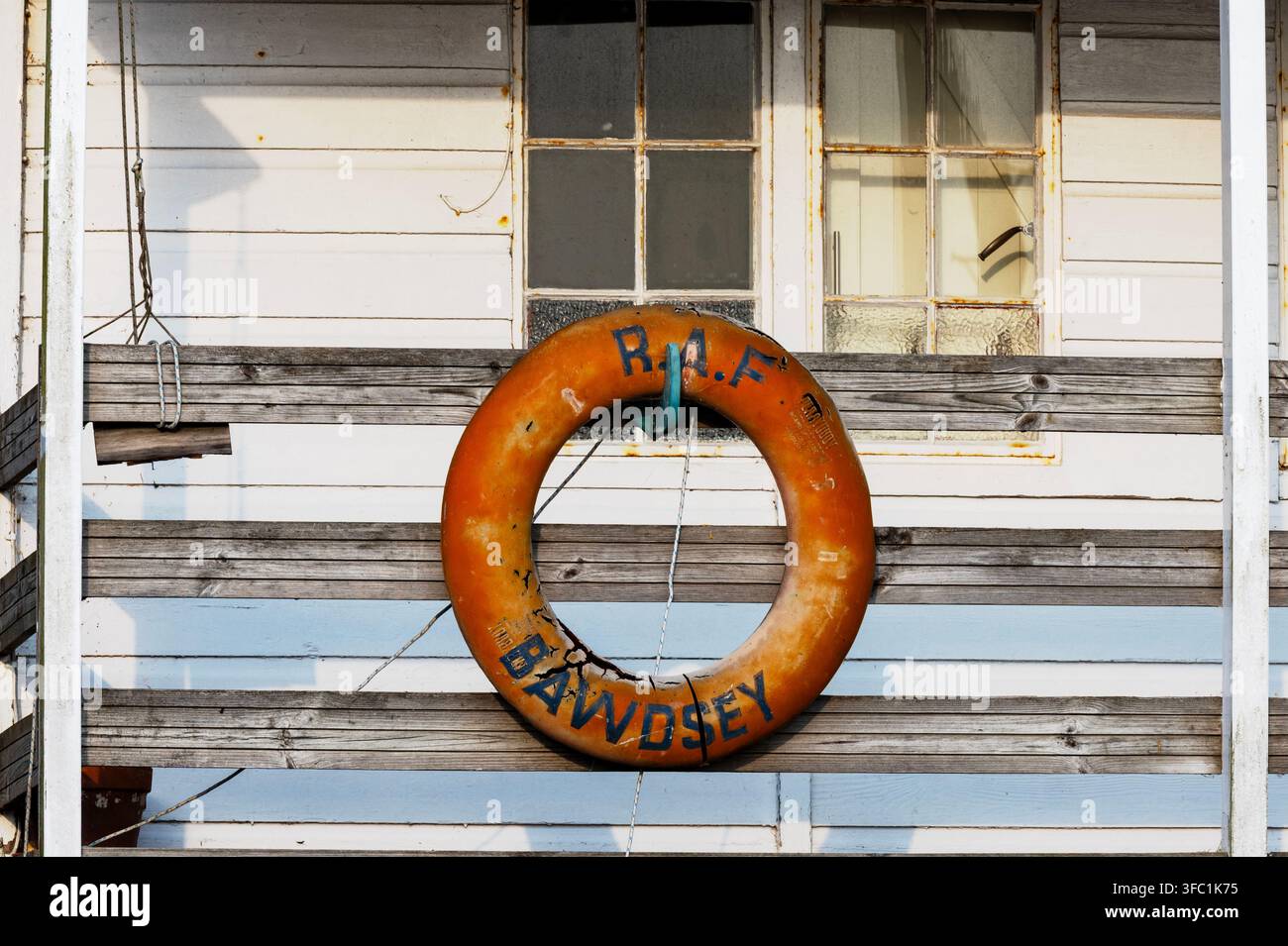 Ex magazzino navale della RAF Bawdsey Bawdsey Ferry Suffolk Foto Stock