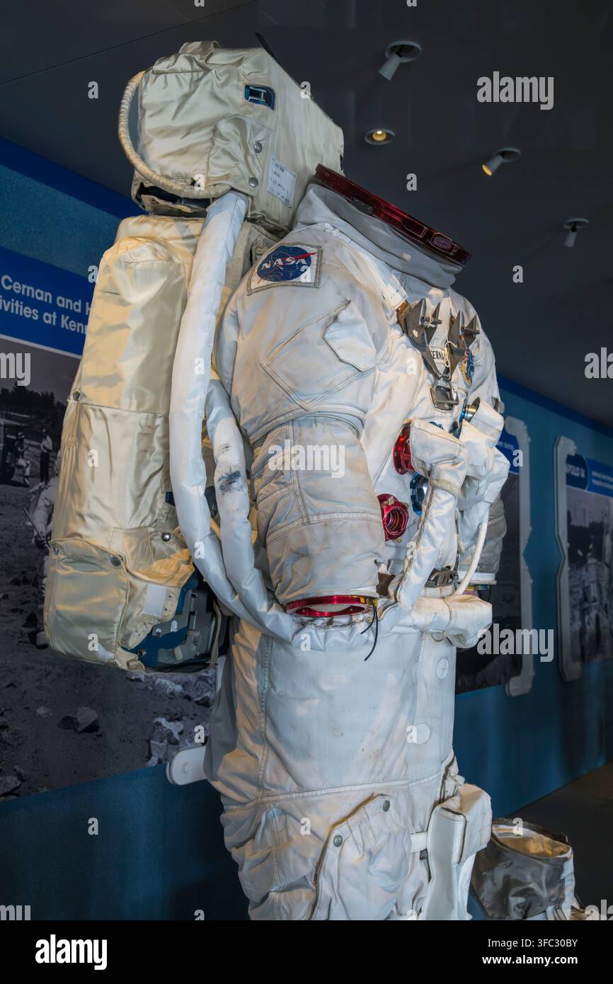 Stati Uniti, Florida, Centro Spaziale Kennedy (KSC), il complesso visitatore del Centro Spaziale Kennedy, Centro Apollo-Saturn V, tuta spaziale extraveicolare delle missioni Apollo Foto Stock