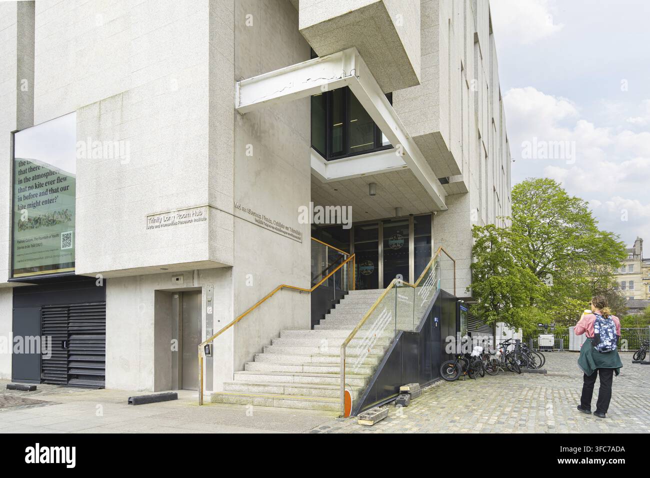 Dublino, Irlanda. 8 aprile 2026. Vista esterna dell'istituto di ricerca Arts and Humanities nel centro della città Foto Stock