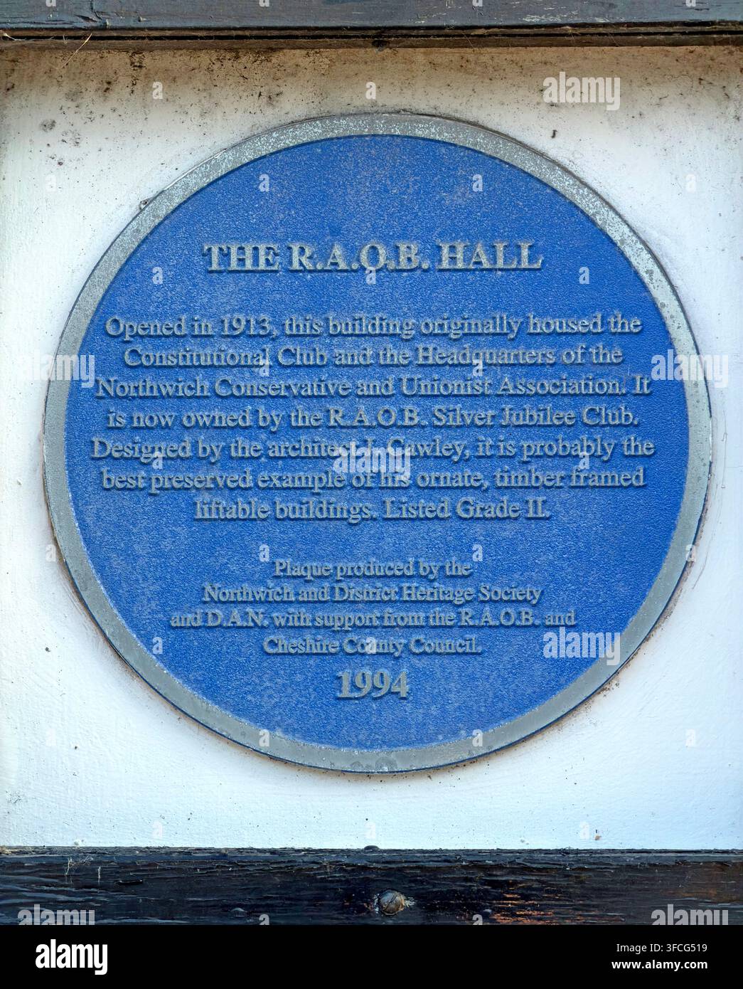Targa blu per l'architetto J Cawley presso la RAOB Hall di grado II, Witton Street, Northwich Foto Stock